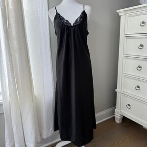Vintage Oscar de la Renta Black Satin Lace Trim Nightgown Size Small